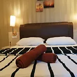 1Tebrau Premium Suites By 12Stay