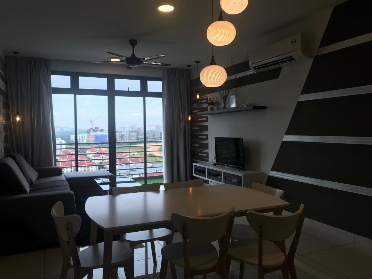 Apartemen 1tebrau Premium By 12stay *